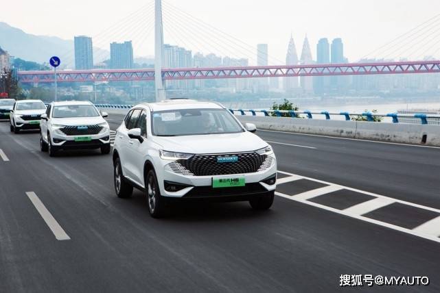 比亚迪宋PLUS DM-i逢对手 试驾第三代哈弗H6 DHT-PHEV