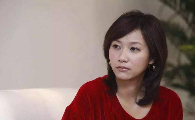 “才女”还是“渣女”，半个娱乐圈都是前任的徐静蕾为何至今未婚